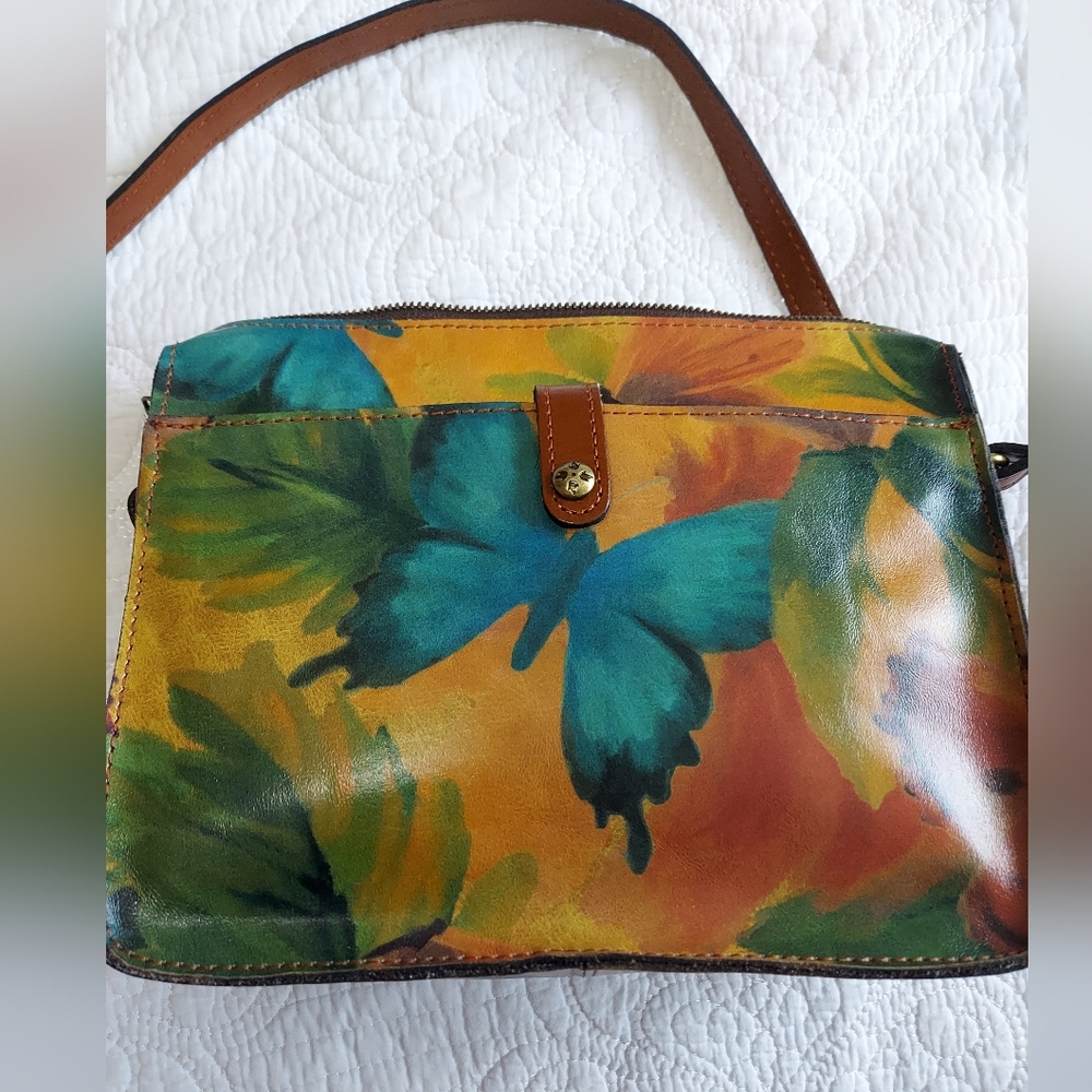 Patricia Nash Watercolor Butterfly Shoulder/Cross Body Bag - Picture 2 of 7